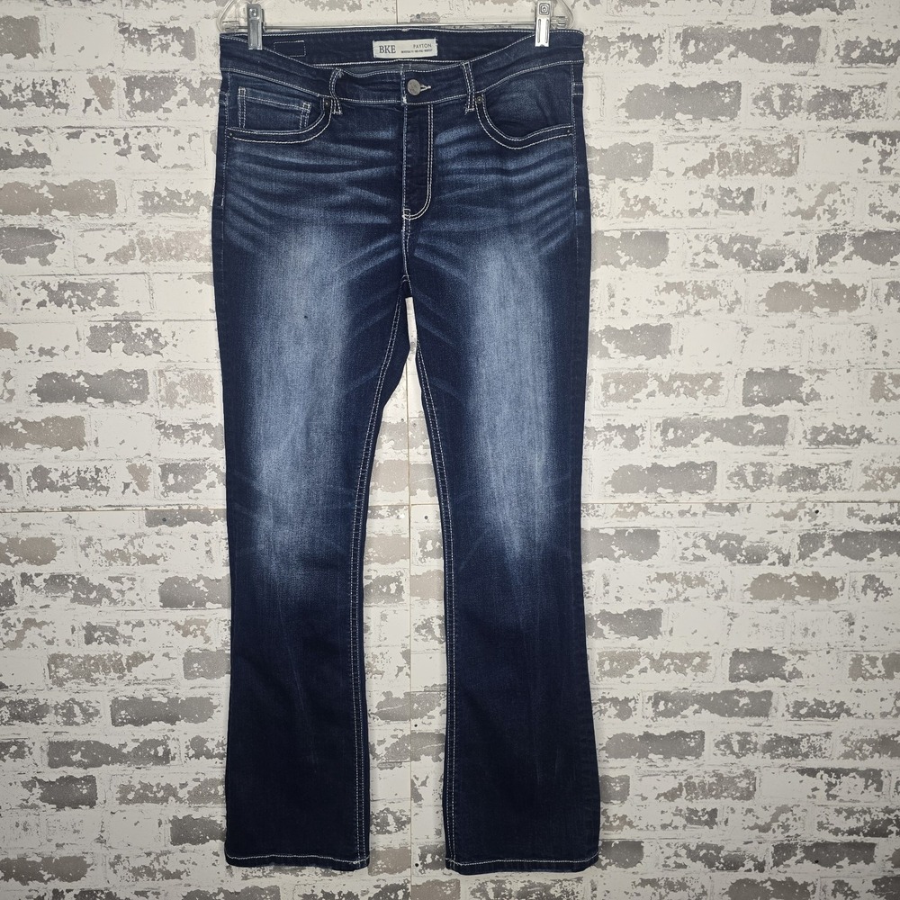 BKE Buckle Jeans Womens 33x32 Payton Mid Rise Bootcut Dark Blue Whiskered Denim